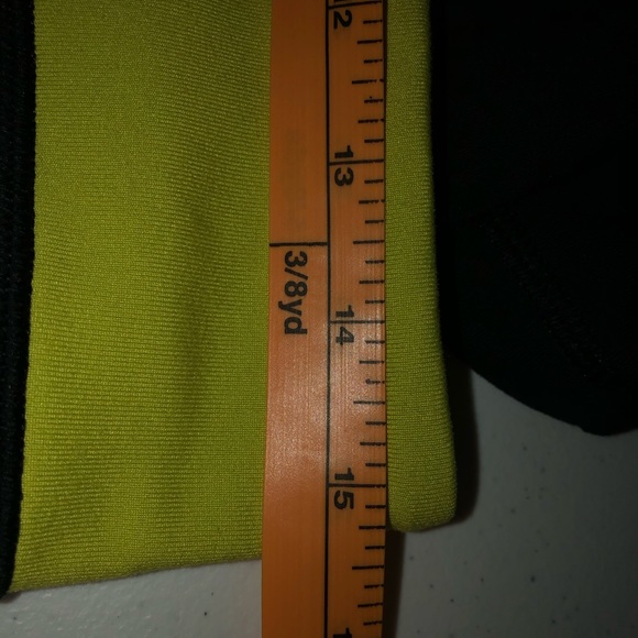 LULULEMON - Picture 7 of 8